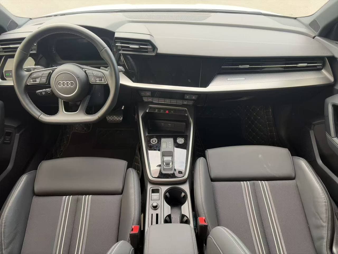 Audi A3 Sportback 35 TFSI 2023 — изображение 8