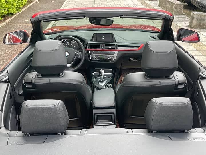 BMW 220i Cabrio 2018 — изображение 8