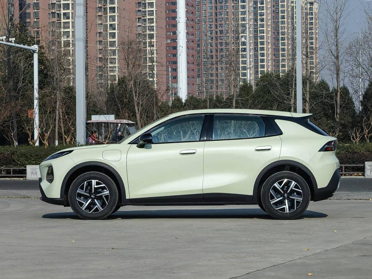 Changan Qiyuan Q05 405 MAX 2026 — изображение 3