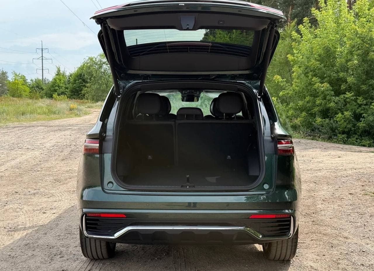 Geely Monjaro (Дилерский) 2026 — изображение 5