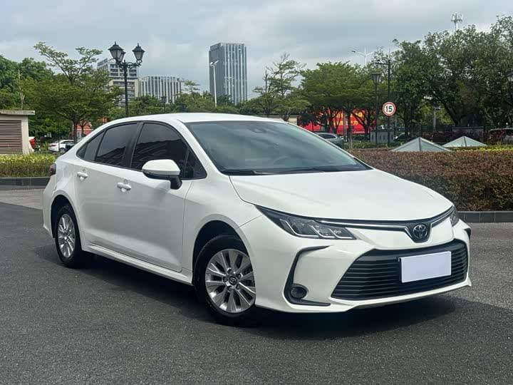 Toyota Corolla 1.2T Pioneer PLUS 2022 — изображение 3